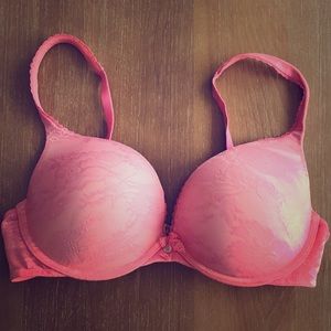 Victoria’s Secret bra